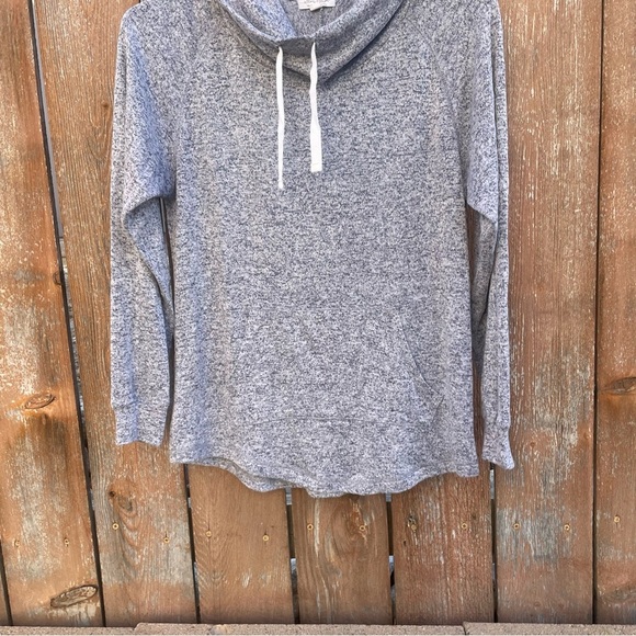 ULTRA FLIRT Women’s Gray Long Sleeve Cowl Neck‎ Sweatshirt Size Small - Picture 6 of 13